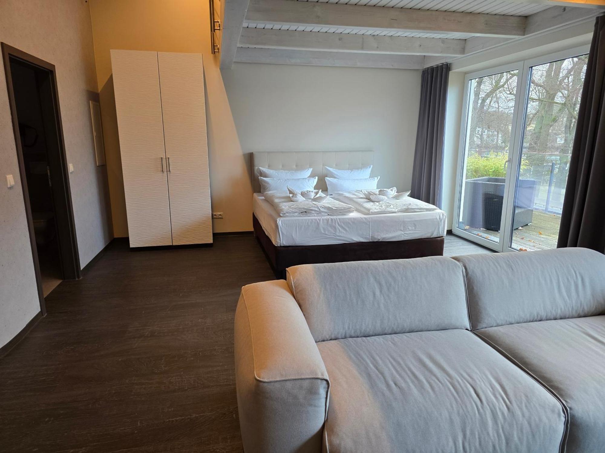 Hotel Am Kurpark Цинновиц Экстерьер фото
