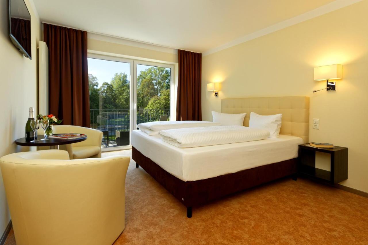 Hotel Am Kurpark Цинновиц Экстерьер фото